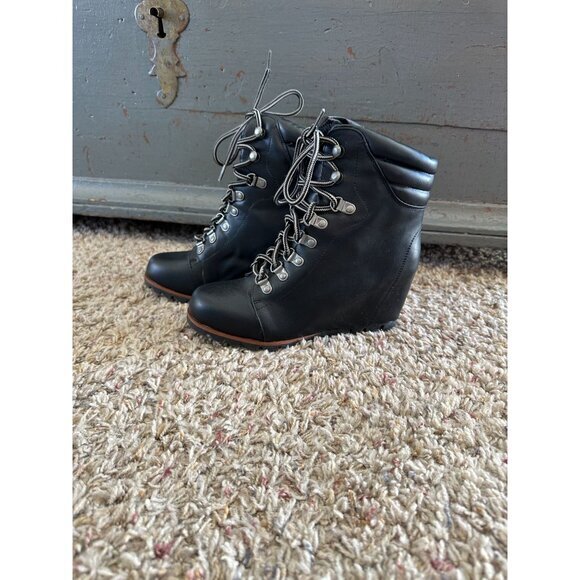 NWOT Esprit‎ Womens Black Boots 6.5 Sammie heeled lace up calf boots - Picture 1 of 9